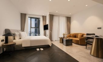 Lancaster Legacy Hotel & Apartments