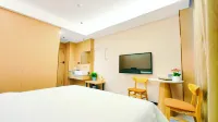Urba Hotel (Dushanzi Duku Highway Branch)