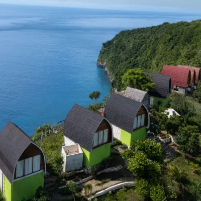 Eco-tourist Dream Beach Cliff Villas Hotel in zona Punto Panoramico di Pulau Seribu