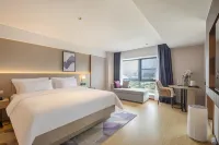 Lavande Hotel (Kunming South High-Speed Railway Station University Town)
