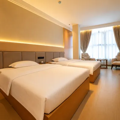VIENNA  Hotel Hotels near "O'rikzor savdo kompleksi" MChJ (Урикзар базар)