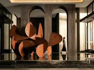 Chongqing Liangjiang New Area Xinpaifang Atour S Hotel