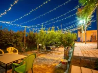 Yilu Harbor Hotel (Linze colorful Danxia store) - 2-Star