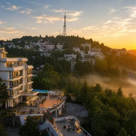 Fuzhou Guling Guxing Wangyue Hotel (Liushanwang Park) Отели рядом с достопримечательностью «Барабан-гора»