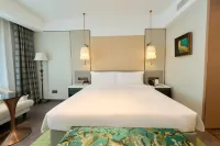 Beijing Sanlitun Taikoo Li Yunjing Hotel - piscina