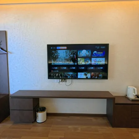 Fengting Yaju Homestay (Yining Airport & Railway Station Branch)