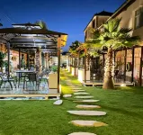 Yichungu Business Hotel - Mountain view