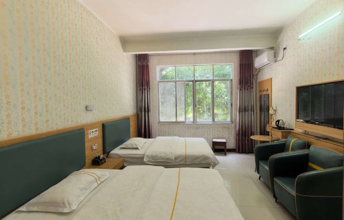 Funing Haisheng Hotel