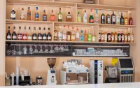 Ebony Hotel - bar