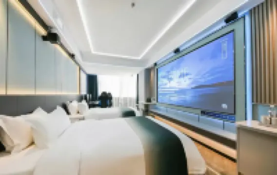 Touranduo E-sports Movie Hotel