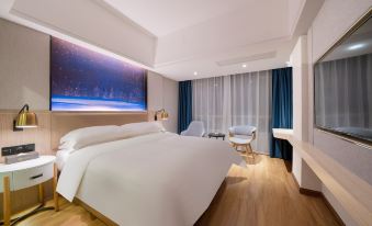 Business Hotel (Dongguan Songshan Lake Ecological Scenic Area Dalingshan Plaza)