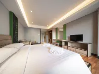 At 115 Hotel by Rompo Hotels near K village