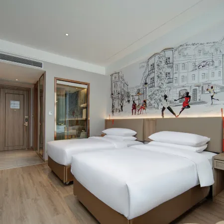 Vienna 3 Best Hotel (Longyan High-Speed Railway Station)