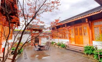 Emeishan Fanxing Mountain House (Huangwan Visitor Center)