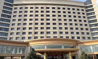 Yulong International Hotel