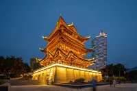 VALATOMS Fanlatu Hotel (Yibin Daguan Pavilion Hejiangmen) Hotels in Yibin