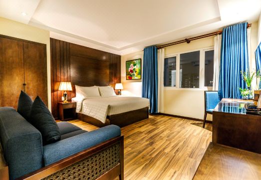 로즈랜드 스위트 호텔 조식 및 수영장