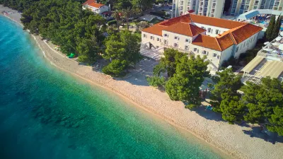 Heritage Hotel Kaštelet Hotels in Tucepi