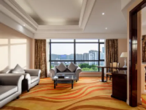 現代広場ホテル（銀泰城處州府城） 麗水のホテル