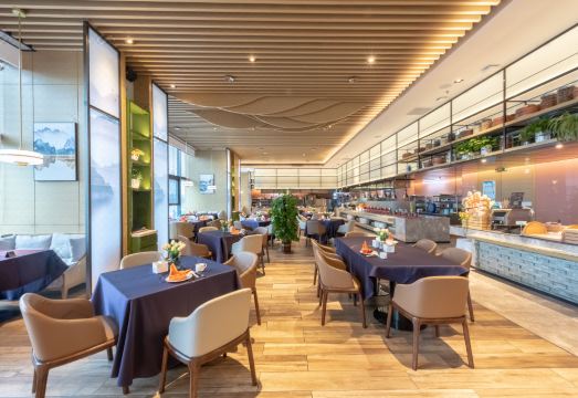 파크 카이로스 조식 뷔페