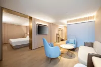 HanTing Hotel (Shenyang Yuhong Square Subway Station) Hotel di Shenyang
