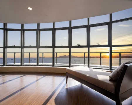 Country Garden Silver Beach Hotel Отели рядом с достопримечательностью «Shili Yintan (Shili Silver Beach)»