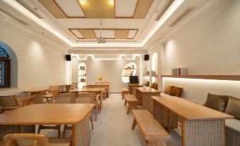 Gulangyu Baiwenxiong Hotel (Sanqiutian Wharf)