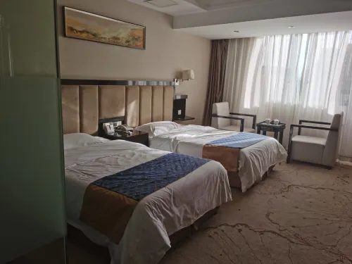โรงแรมบ้านสวนรุ่ยเฟิง ซานไท่ - 2 ดาว