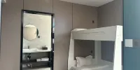Taihe Zu'an E-sports Hotel - Deluxe Double Room (Cards)