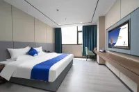 Yeste Hotel (Wuzhou Teng County Hedong Cultural Square) فنادق في مديرية تنغ