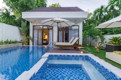 Riverside Hamlet Homestay & Villa Hotel a Cẩm Nam