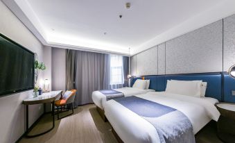 Heyi Zhishang Hotel (Jinan Quancheng Square Baotu Spring Branch)