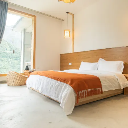 Baoxing Zhadi Homestay