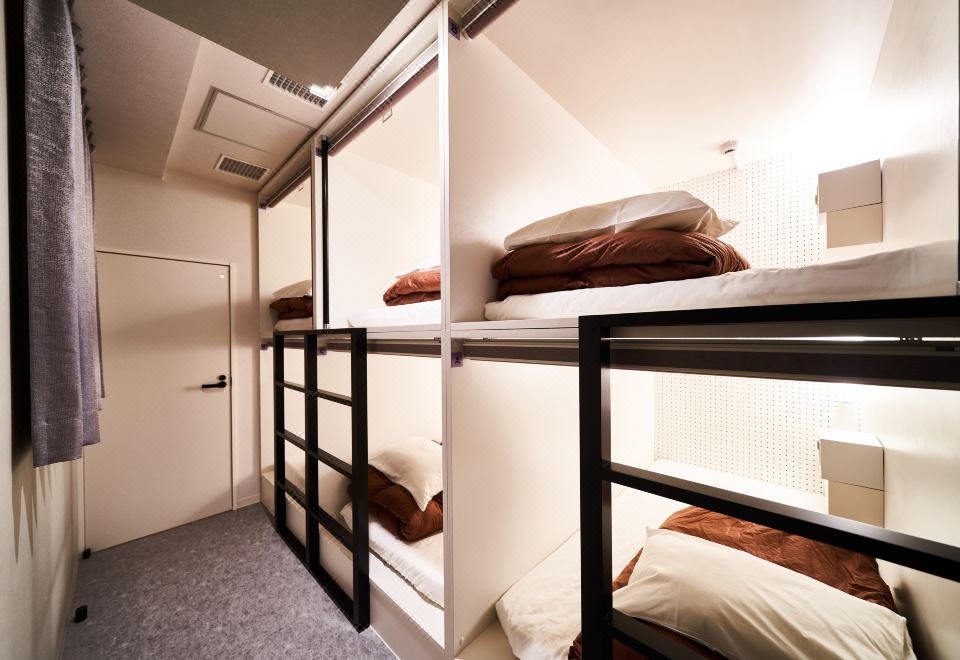 &AND HOSTEL SHINSAIBASHI EAST Thumbnail