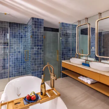 Wyndham Hoi An Royal Beachfront Resort & Villas