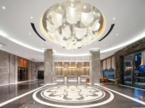 Victoria International Hotel (Maoming High Speed Railway Station North Square) Hotels in Maoming