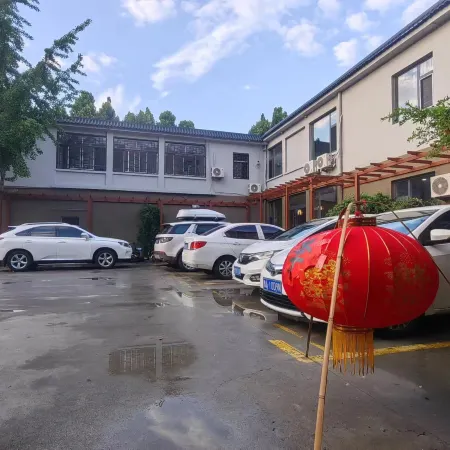 Zouping Yunling Business Hotel (Zhouzhou Road Baiyun Yilu)