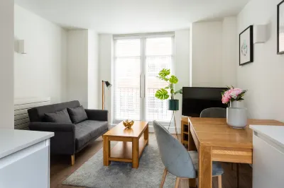 Victoria Serviced Apartments - Vincent Square/Bloomburg Street  호텔