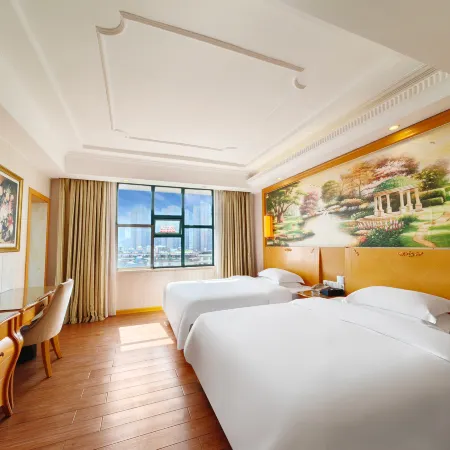 Puyang Baijin Hotel