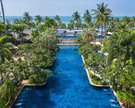 Jomtien Palm Beach Hotel and Resort - Family Friendly パタヤのホテル