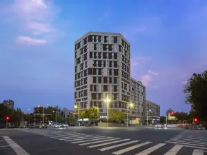 To Li Chun Feng Hotel