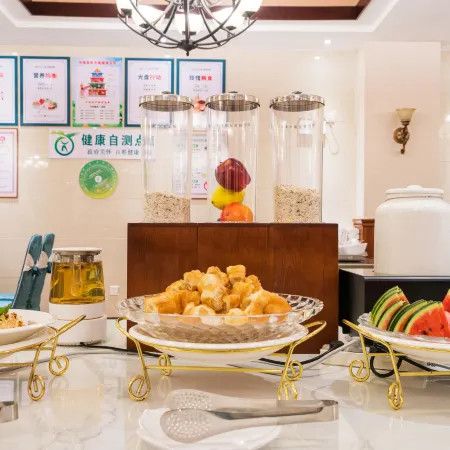 Jinggu Yingjiang International Hotel