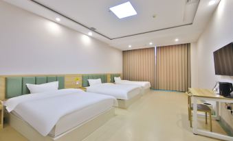 Fuhe Hotel (Yanji Yanbian University West Market Branch)