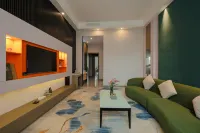 Three Thousand Miles Hotel