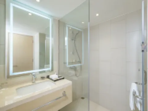 เซดา มะนิลา เบย์ ใกล้ อายาลา มอลล์ โรงแรมในปารานาคิว