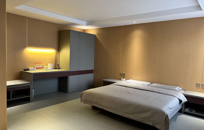 Longzhifeng Boutique Hotel (Lanxi Fourth Primary School Branch)