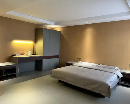 Longzhifeng Boutique Hotel (Lanxi Fourth Primary School Branch) Hotels in Lanxi