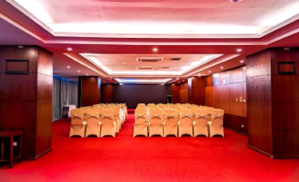 Muong Thanh Grand Xa La Hotel