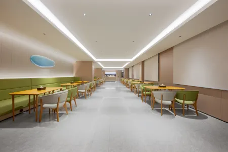 JI Hotel (Luliang Century Plaza) Отели в г. Люйлян