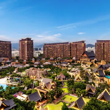 Mangrove Tree Resort World Sanya Bay (Coconut Tower) Hotels near Sanya Railway Station